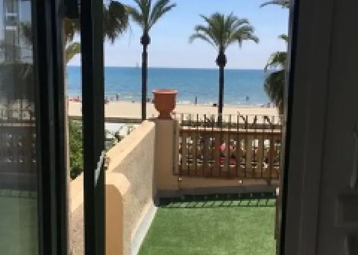 2 - House2 Garden In Front Of The - Ferrari Land Apartamento Salou