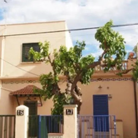 Appartement 2 - House2 Garden In Front Of The - Ferrari Land Salou